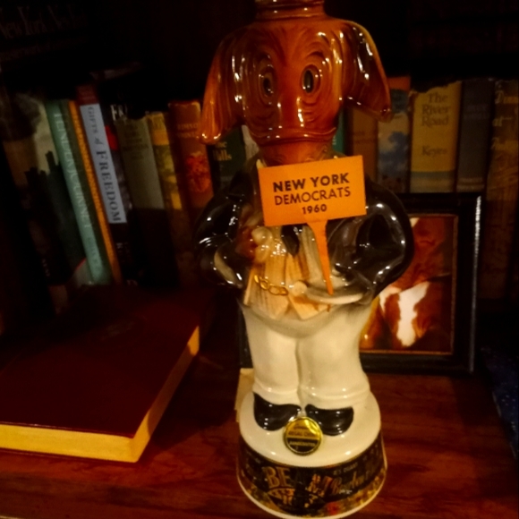 1960 Jim beam empty liquor bottles democrats and Republicans includes paper flag - Picture 6 of 11